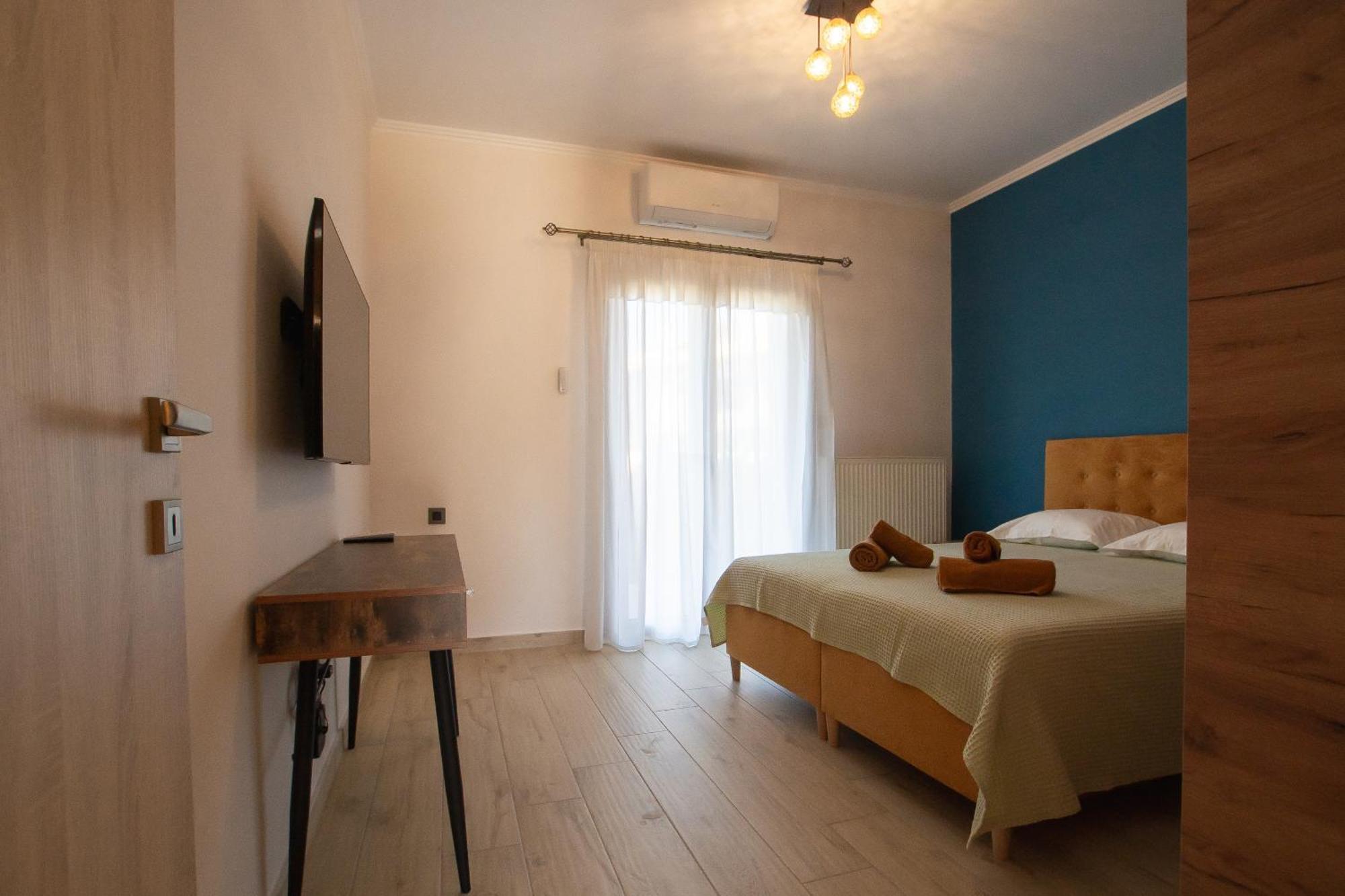 Elegance Suites Plataria Esterno foto