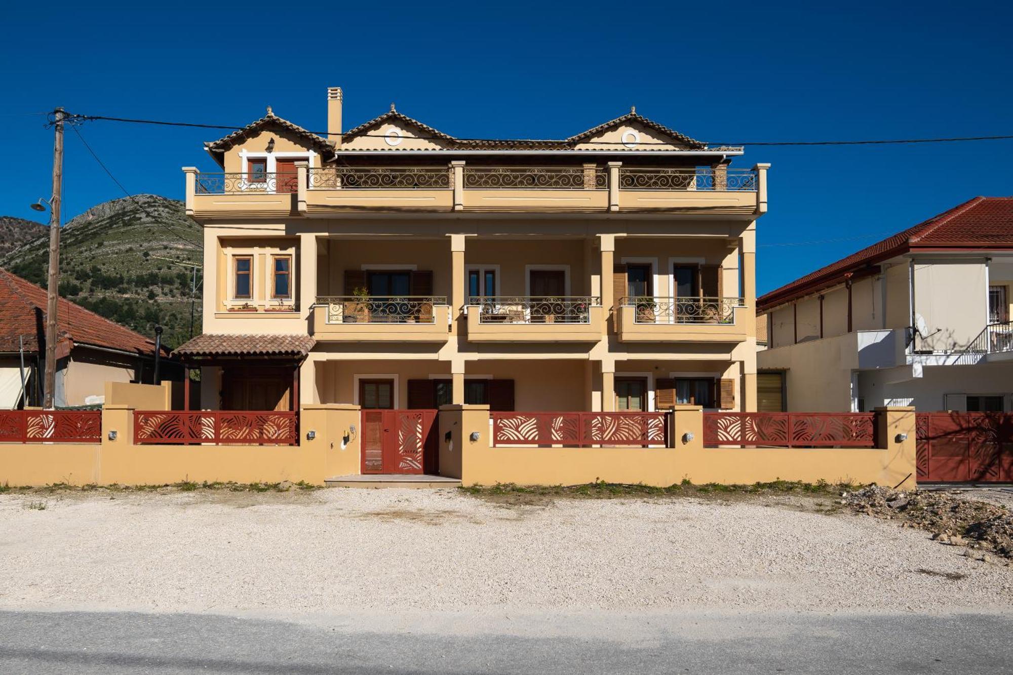 Elegance Suites Plataria Esterno foto